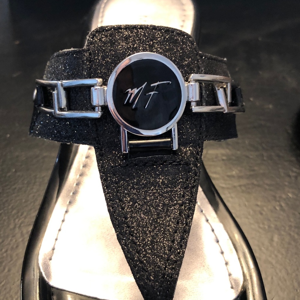 Marc Fisher 's Amina2, Black Multi Textured Sandals, Like New. 7.5. - Picture 11 of 12